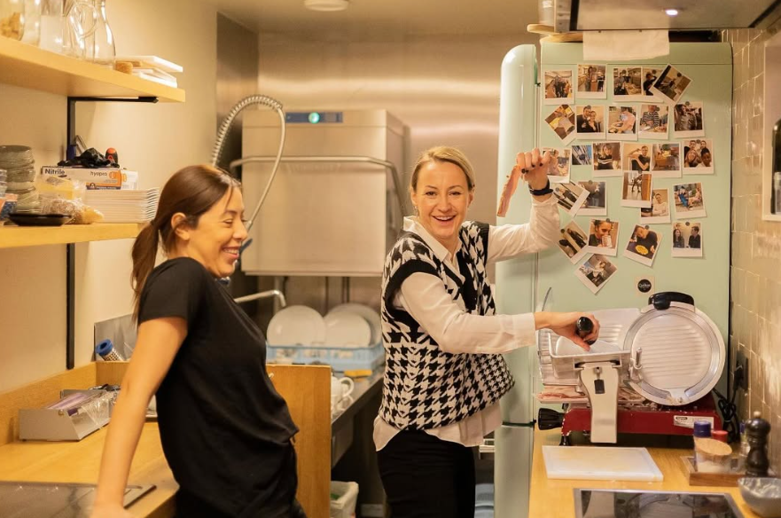 Carlton Hotel ambiance